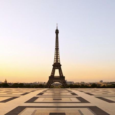 Gorgeous Paris Eiffel Tower Apartment ภายนอก รูปภาพ