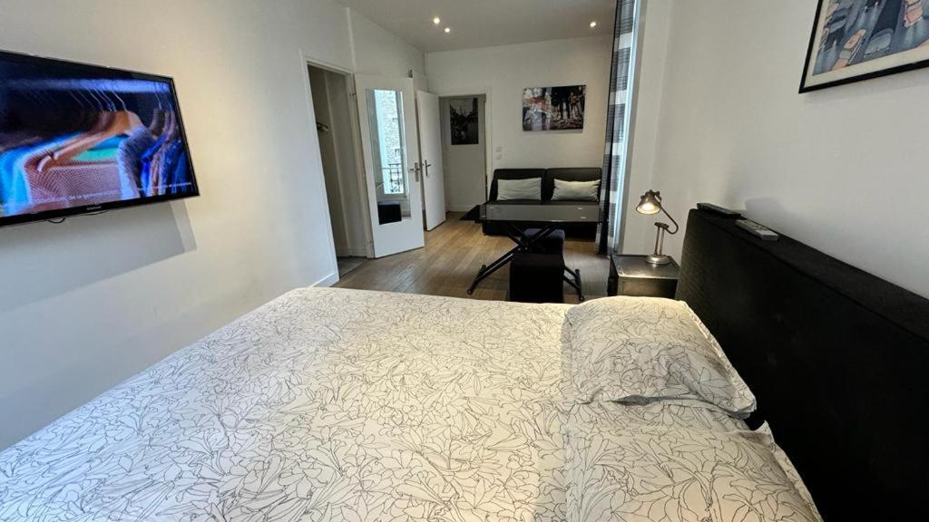 Gorgeous Paris Eiffel Tower Apartment ภายนอก รูปภาพ