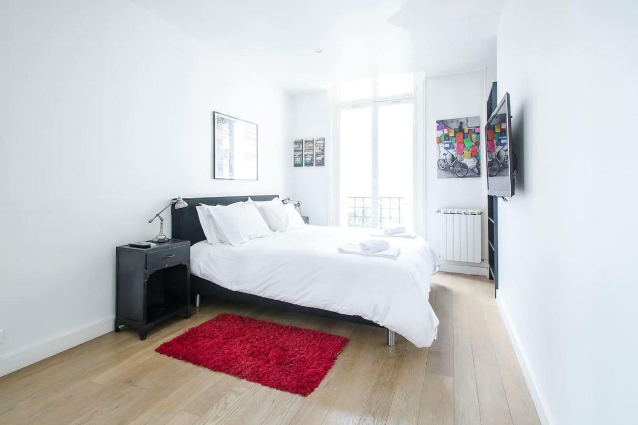 Gorgeous Paris Eiffel Tower Apartment ภายนอก รูปภาพ